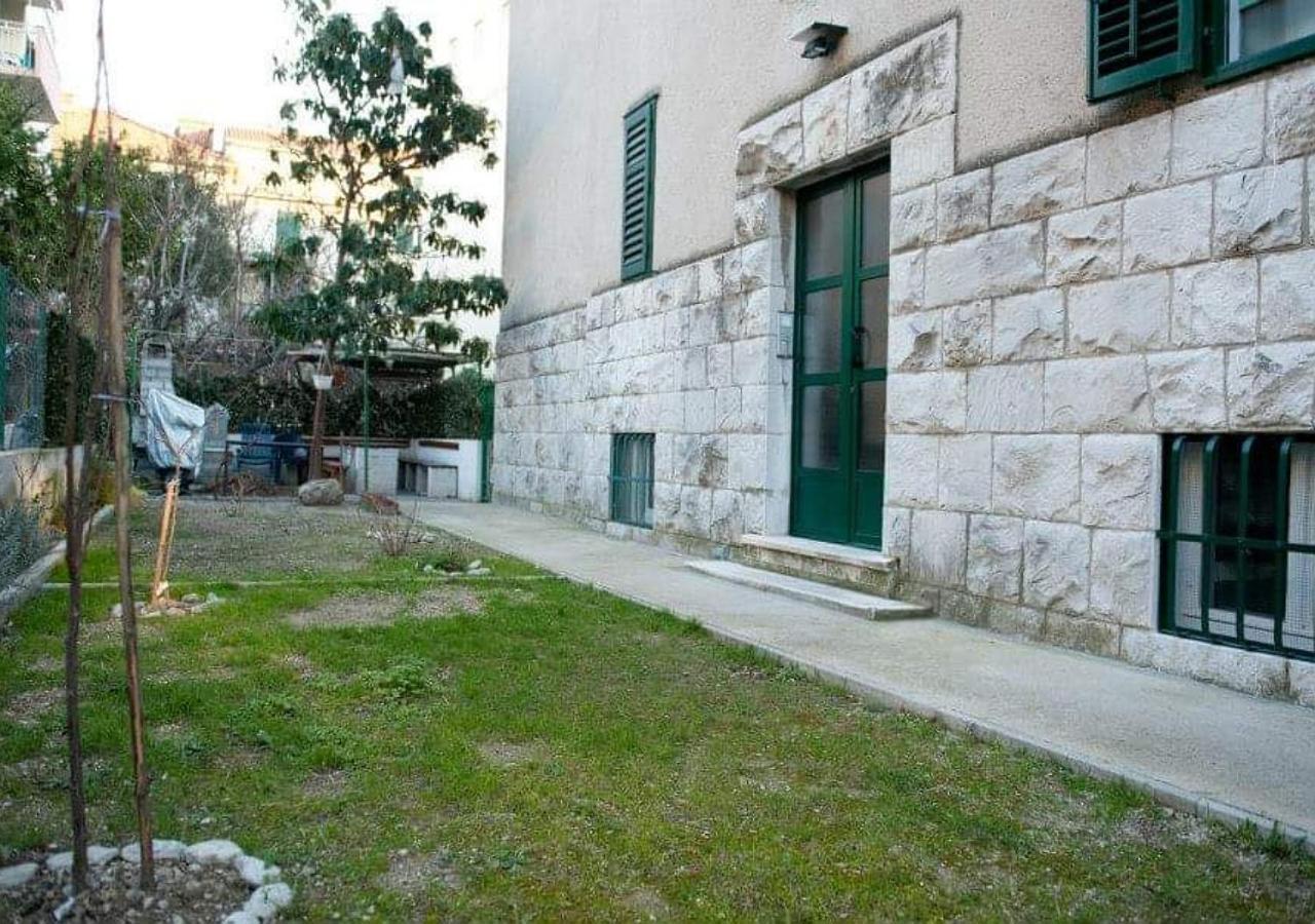 Apartment Lina Deluxe Split Bagian luar foto
